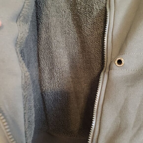 Online Full zip fleece hoodie sweater with faux fur lining size L NWT - Picture 6 of 11